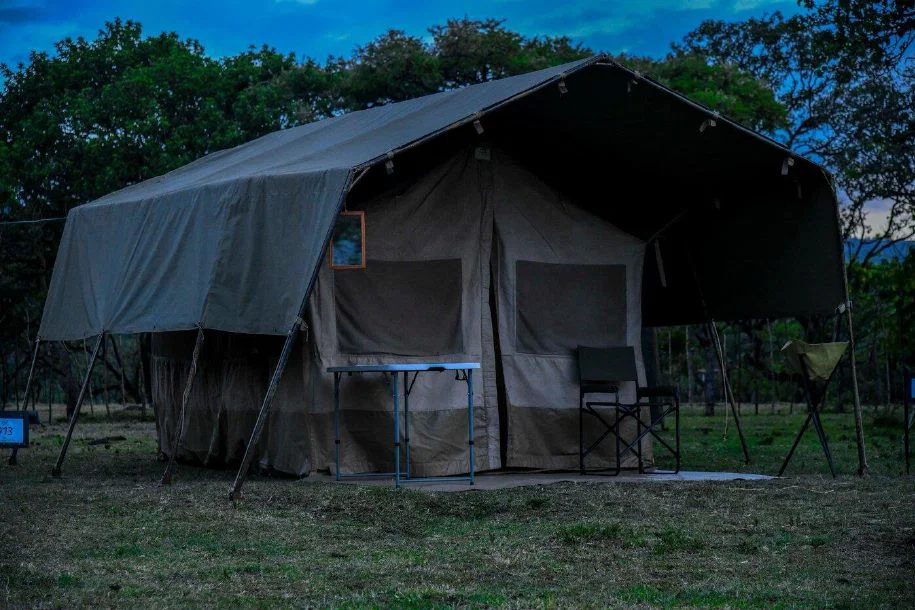 Kizingo safari tent at dusk